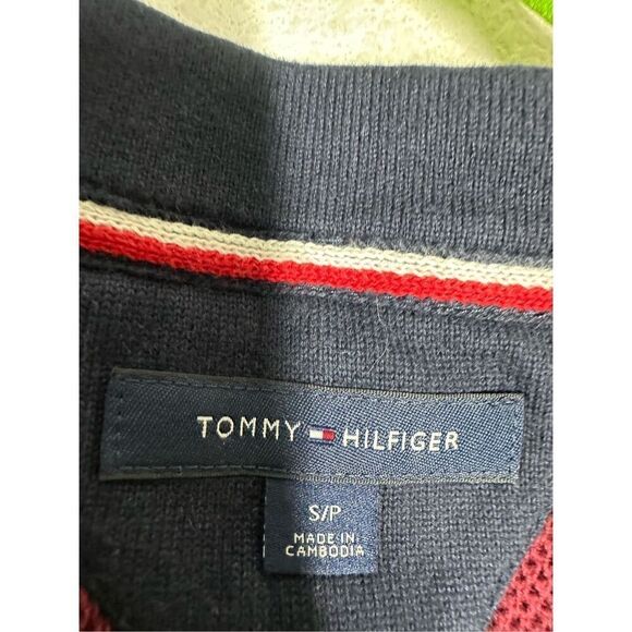 Tommy Hilfiger Men’s Cardigan Sweater Size SP Burgundy Cotton Button Up - Picture 3 of 13